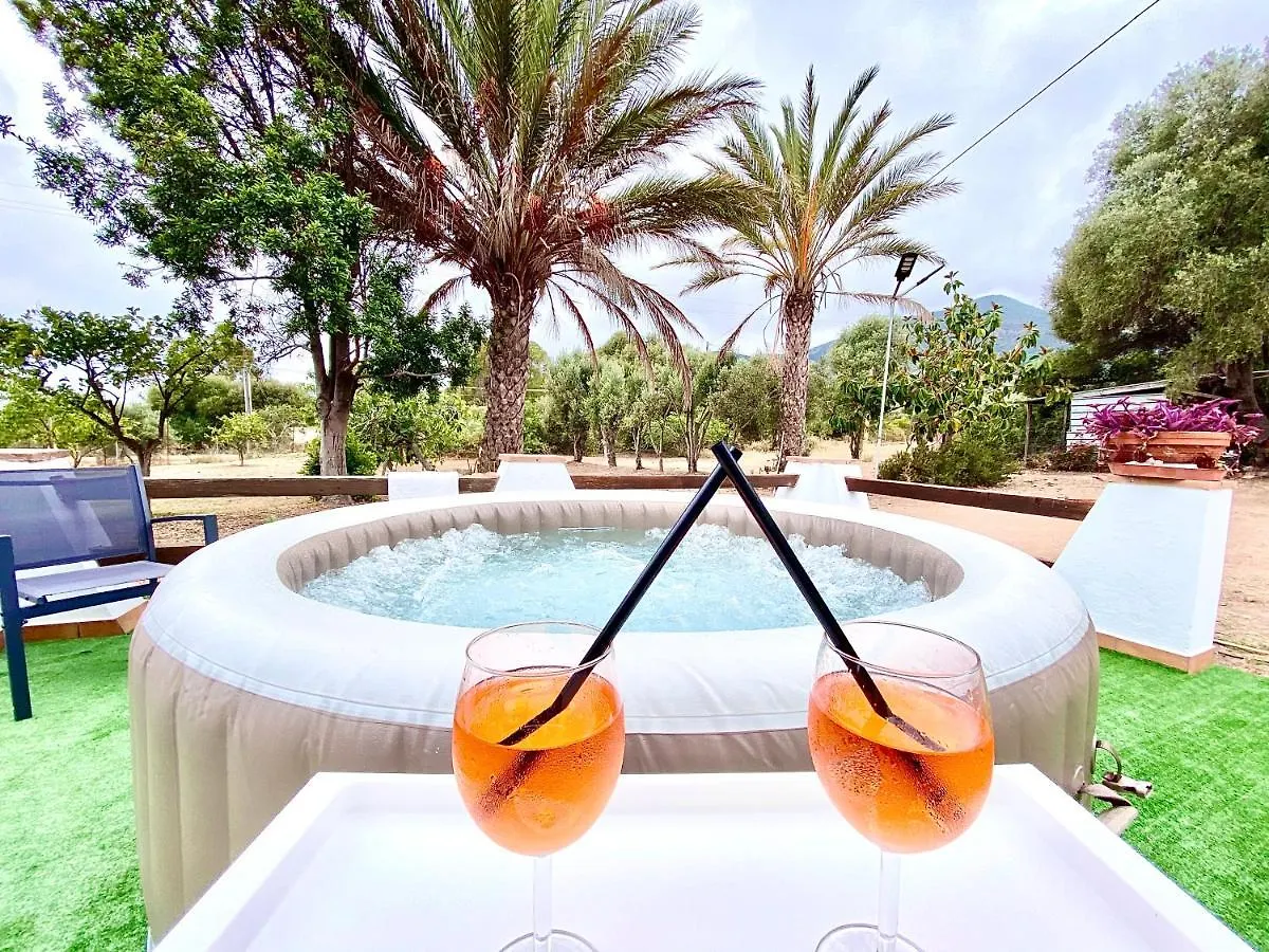 Villa Bianca Tertenìa 0*,